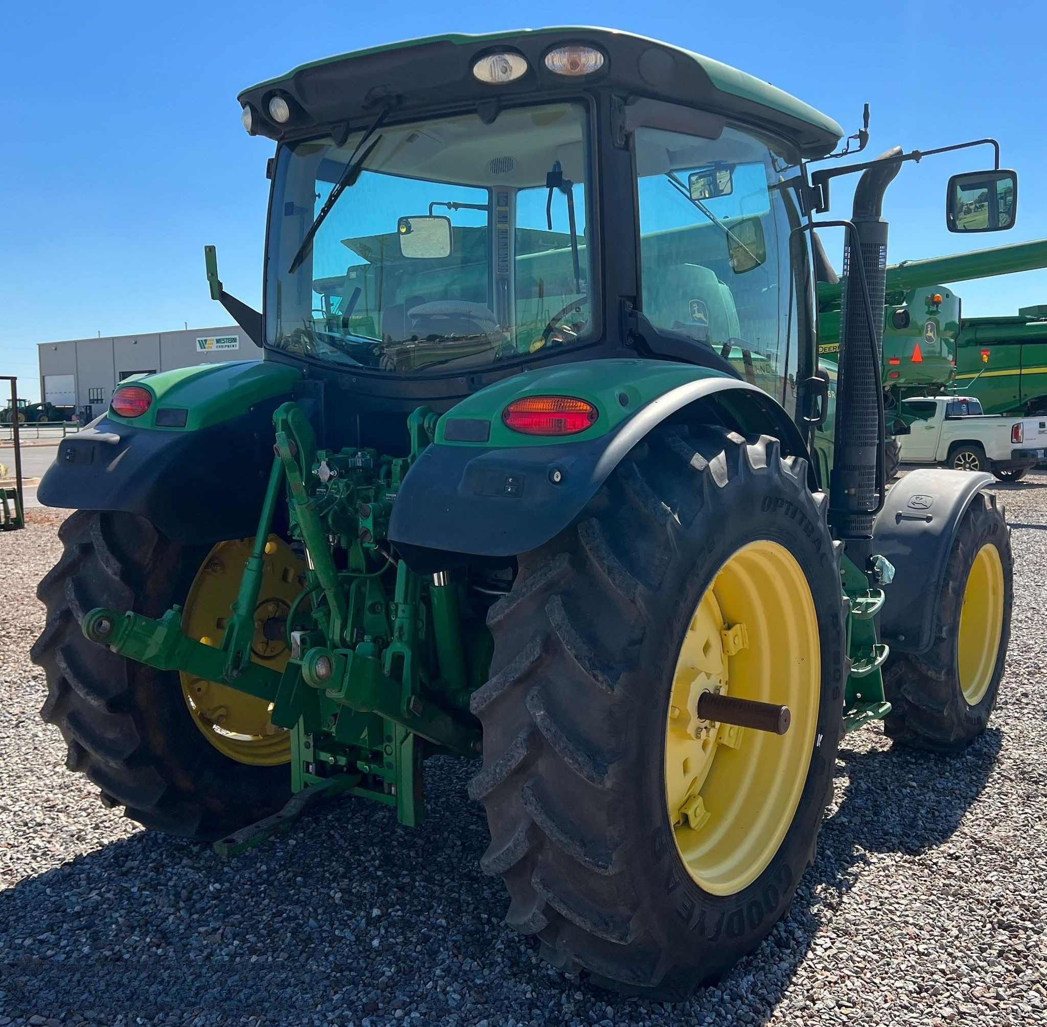 2012 John Deere 6115R MFWD Tractor thumbnail 4