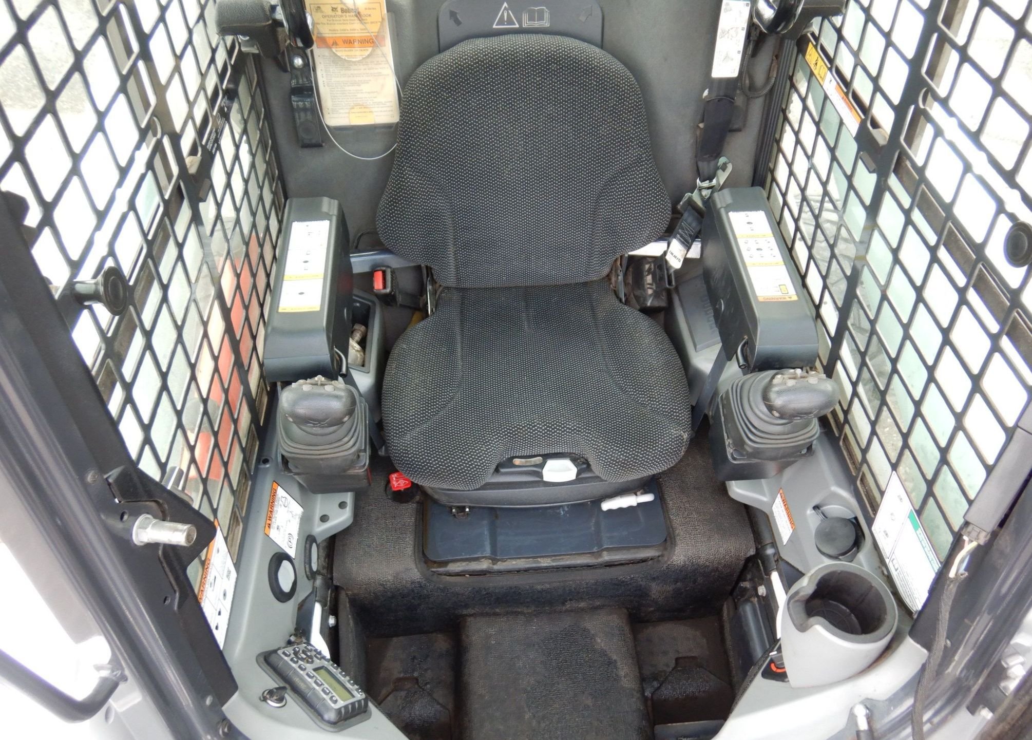 2018 Bobcat S650 Skid Steer Loader thumbnail 4