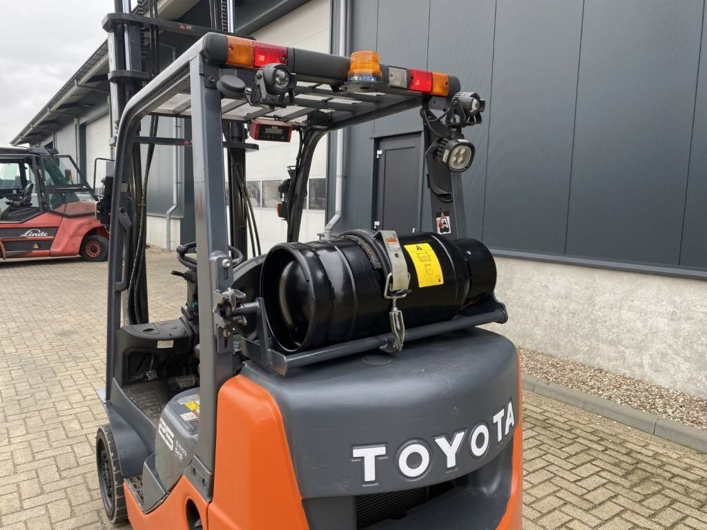 2016 Toyota 8FGCU25 thumbnail 4